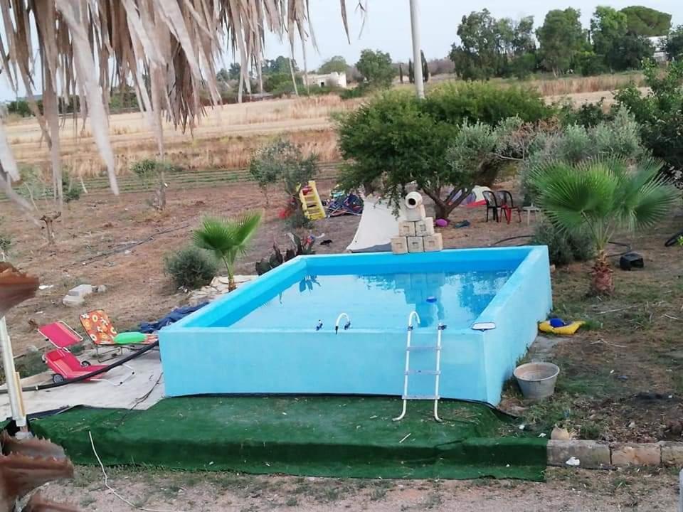 Aree Tende Presso La Casa In Campagna Di Ottavia Hotel Alezio Bagian luar foto